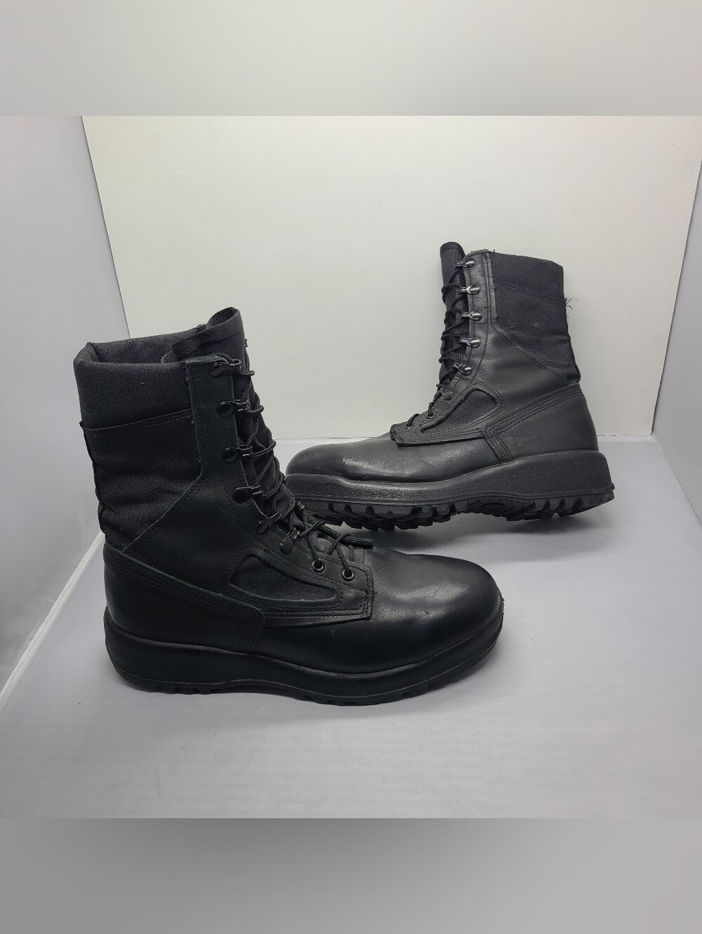 Belleville Made in USA Black Leather Lace Up Military Combat Boots - Men size 10